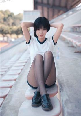 欧美精品视频第一页黑人_HD全集在线观看