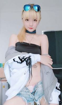 2020年国产精品自线在拍_超清最新电影在线观看