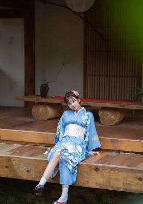 成人人妻久久综合影院_高清免费电影观看