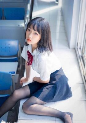 欧美裸体艳妇pics_1080P手机在线看