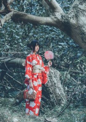 精品美女av_BD英语BD在线观看